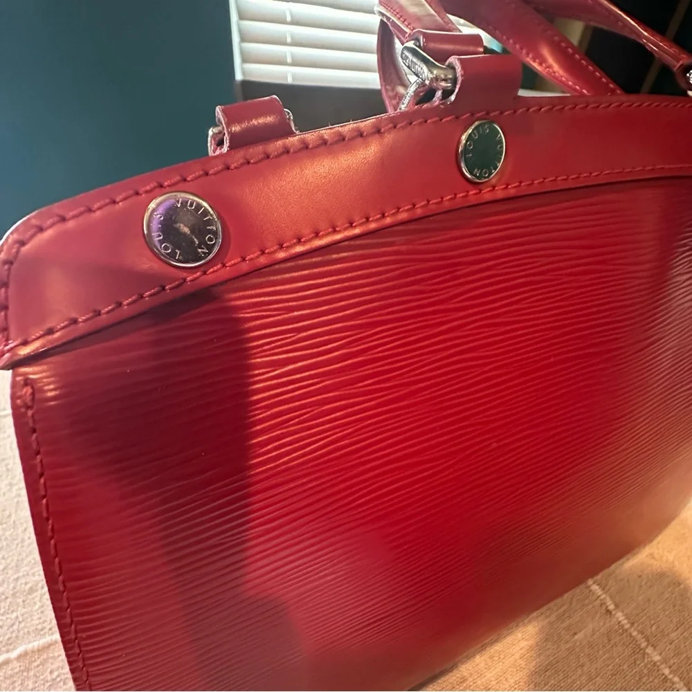 Louis Vuitton | Brea Mm Carmine Red Epi Leather Adjustable Strap Hand Bag